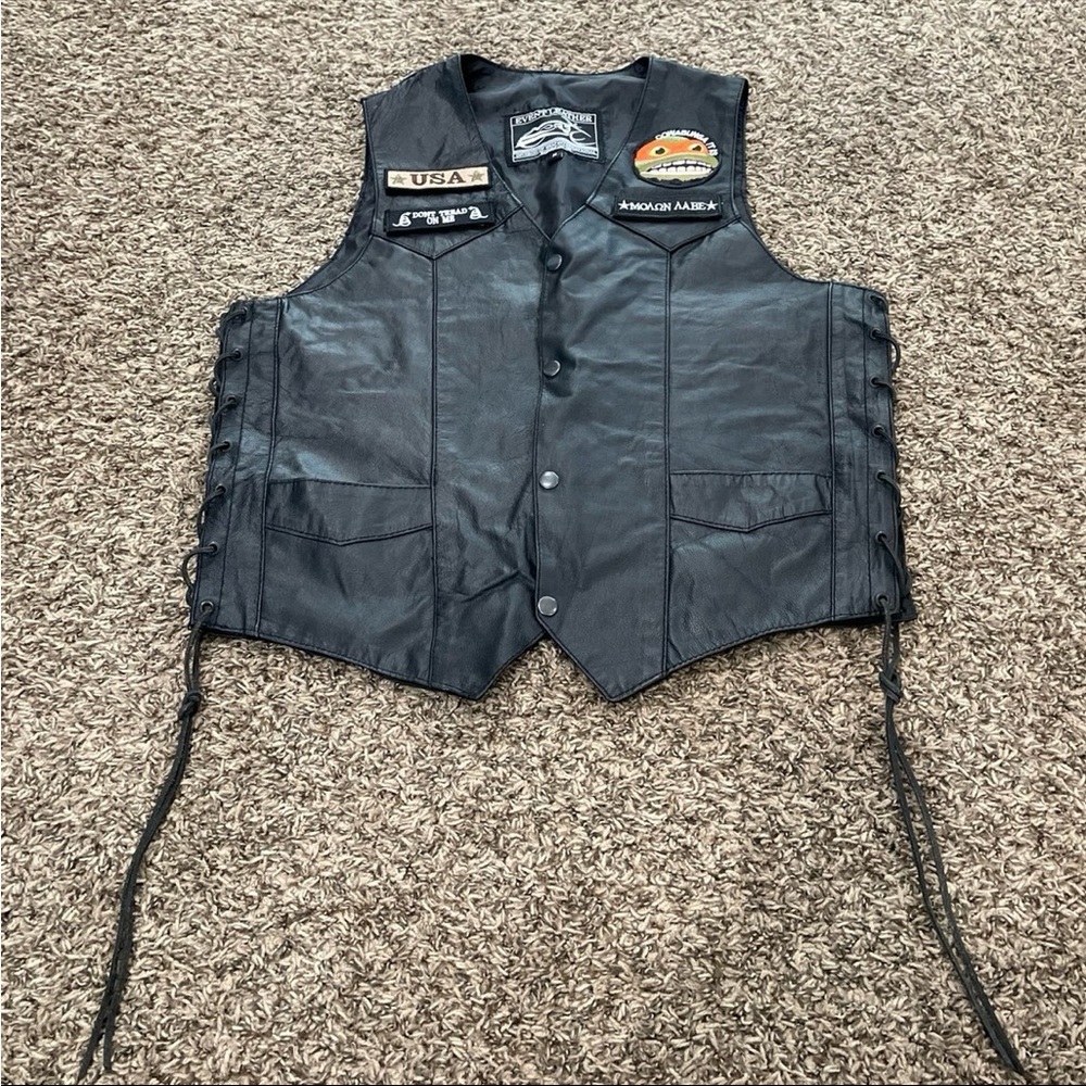 Event leather motorcycle vest, men’s medium